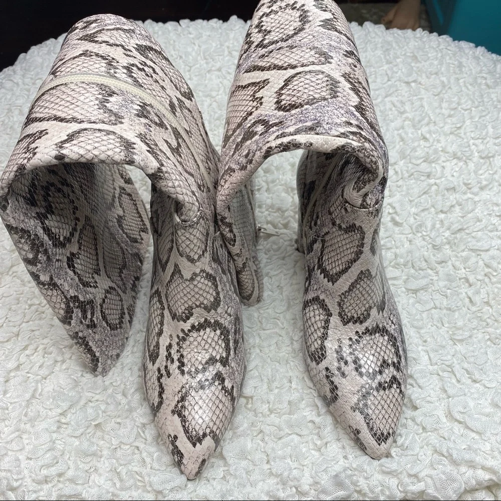 Antonio Melani Mckenda Snake Print Boots Size 6 M - Picture 3 of 6